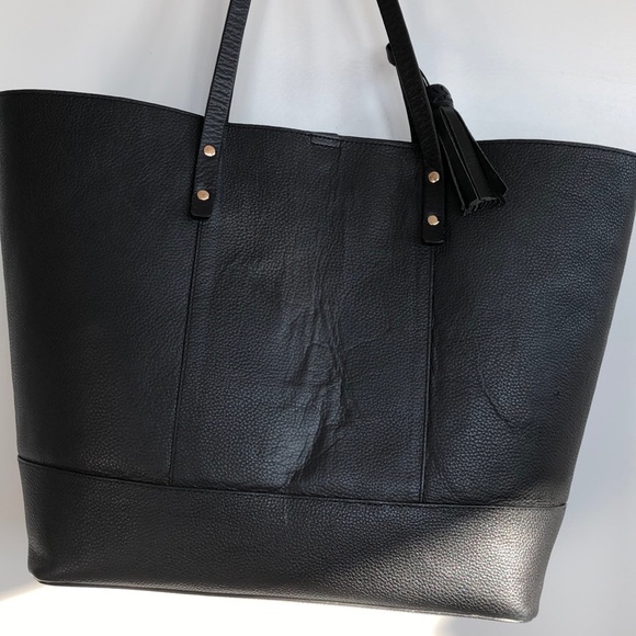 Cole Hann Tote large shoulder bag $50 - Picture 2 of 3
